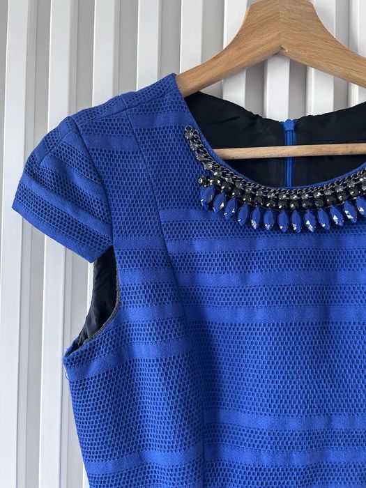 Zara elegancka sukienka naszyjnik