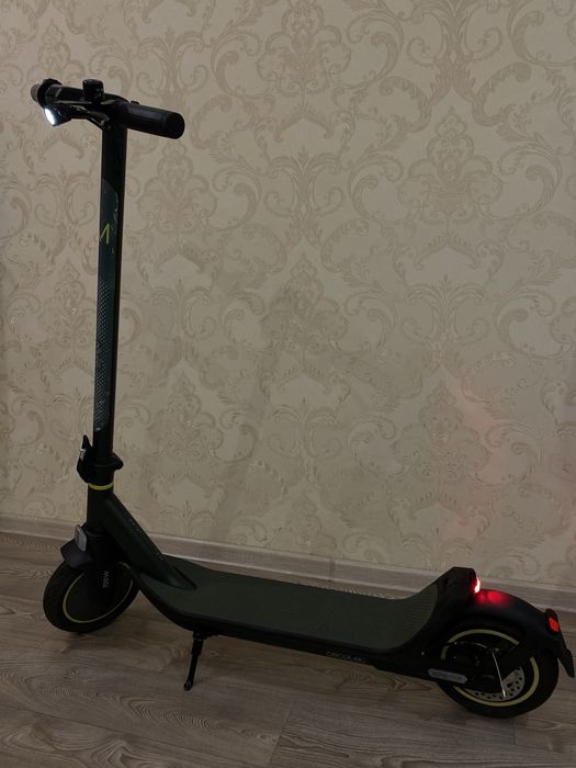 Електросамокат 700W Стан як новий! Cecotec Bongo m40 xl Connected