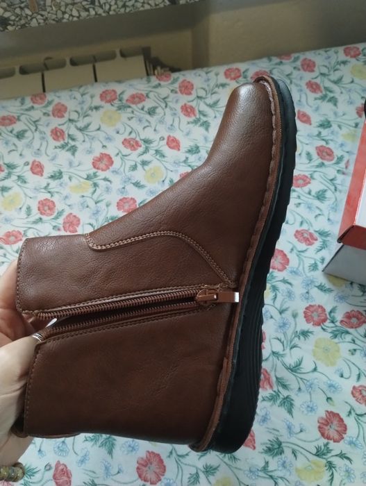 Brązowe botki rozmiar 38