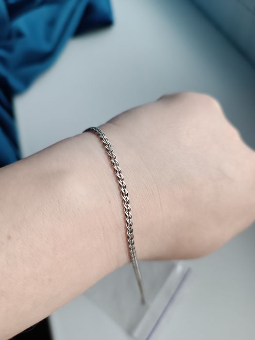 Продам серебряный браслет