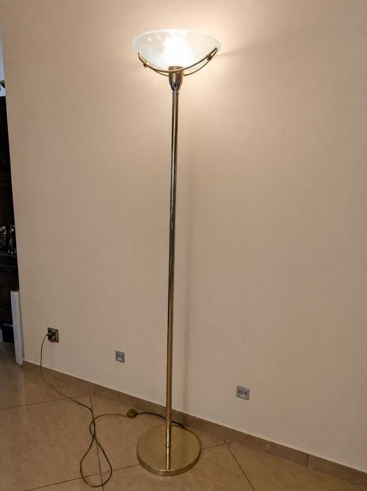 Lampa stojąca podłogowa 180 cm, złota, szklany klosz, stan bdb