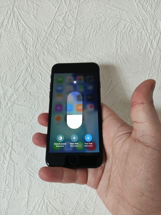 НОВИЙ! Смартфон Apple Iphone SE 2020 64gb | епл айфон СЕ 2020 | АКБ 95%