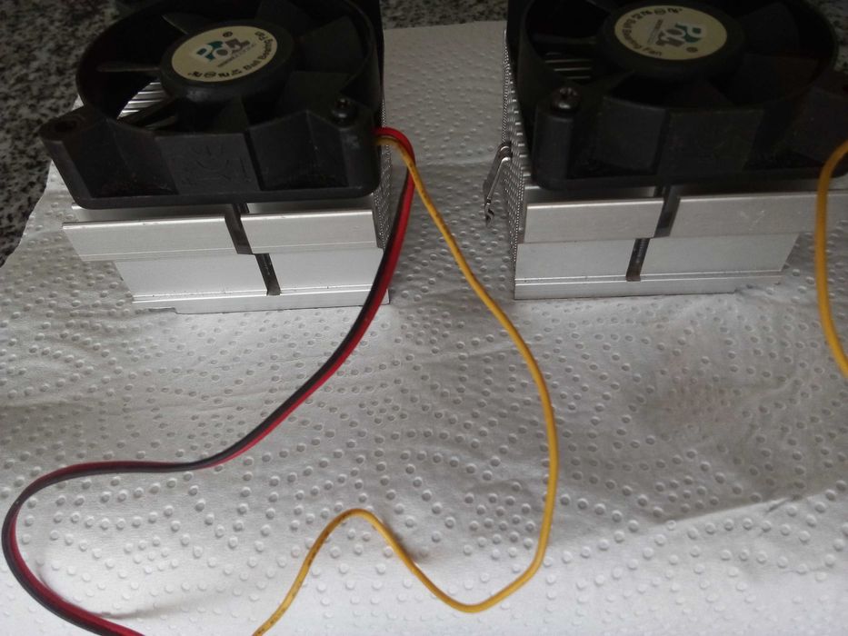 Coolers antigos socket 370.64564180959875120
