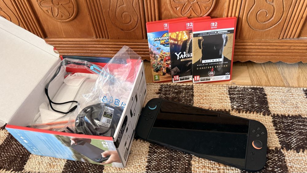 Nintendo Switch 2 + Mario + Hitman + Yakuza