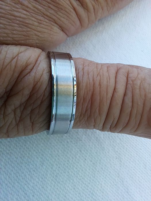 Anel NOVO Aço Cirúrgico Inox - Faixa Escovada com Bordas Polidas (Tamanho 28/29)
