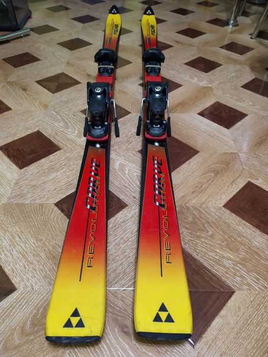 Лижі Fischer Carve Revolution