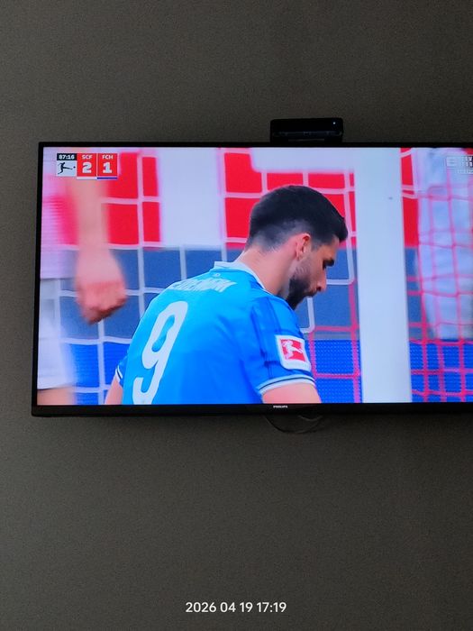 TELEWIZOR  Philips. 62cmx106cm