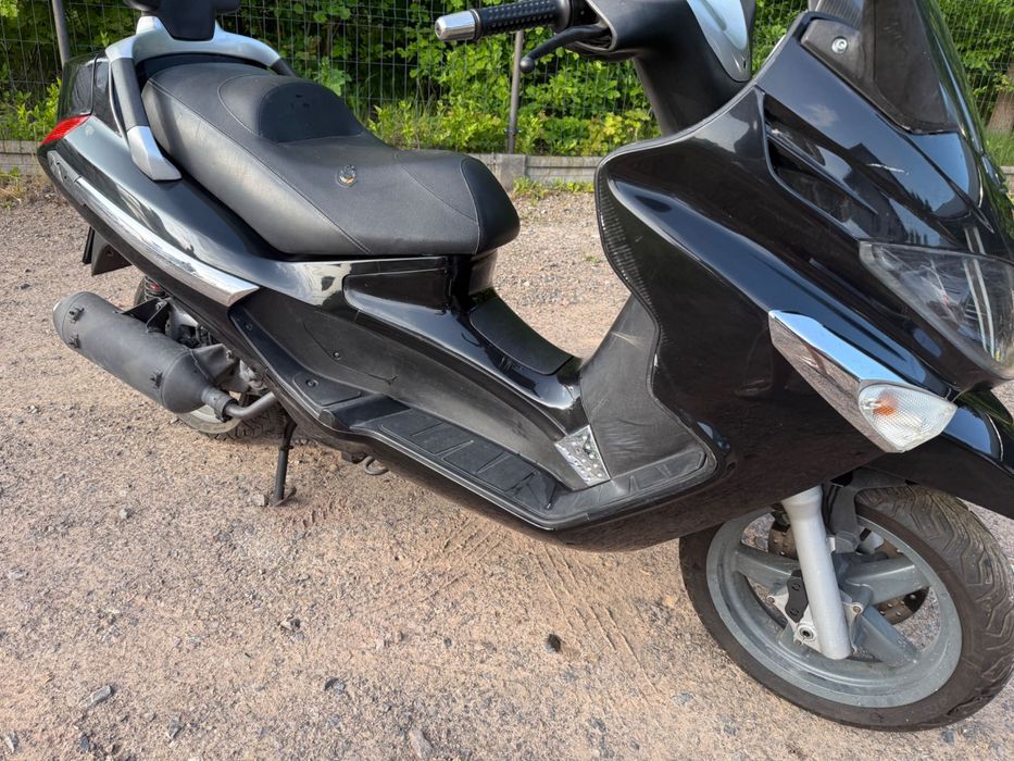 Skuter Piaggio Xevo