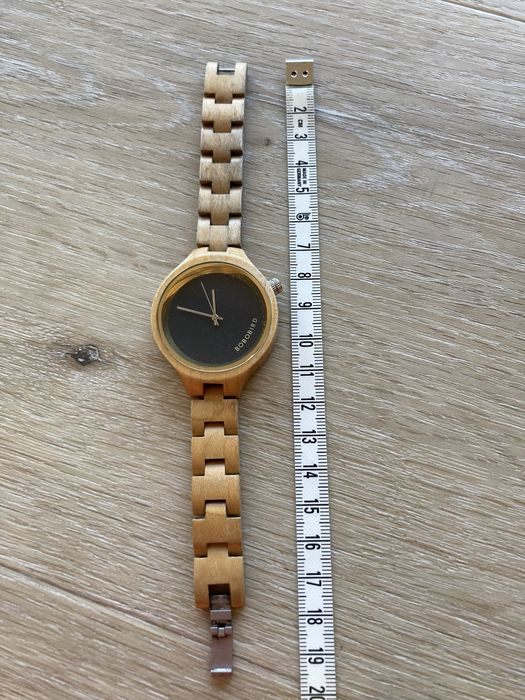 Zegarek z bambusową bransoletą