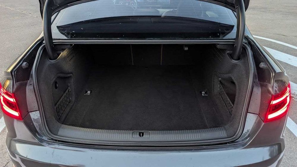 Audi A4 2018 VIN WAUKMAF44JA226256 фото оголошення 19 з 24
