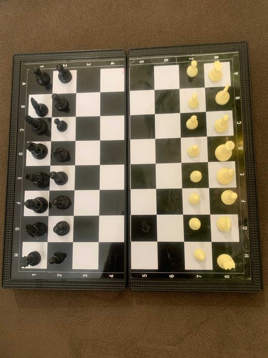 Детские комплектные Шахматы  нарды