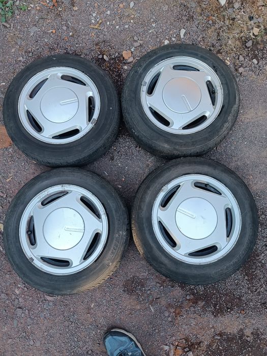 Alufelgi VW 13 4x100 opony 155 70 R13.   a1