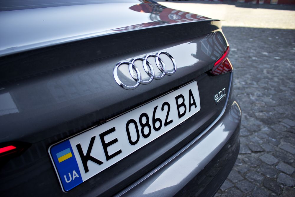 Audi A5 Coupe S-line Quattro • 2018 • 2.0 TFSI 252 к.c.