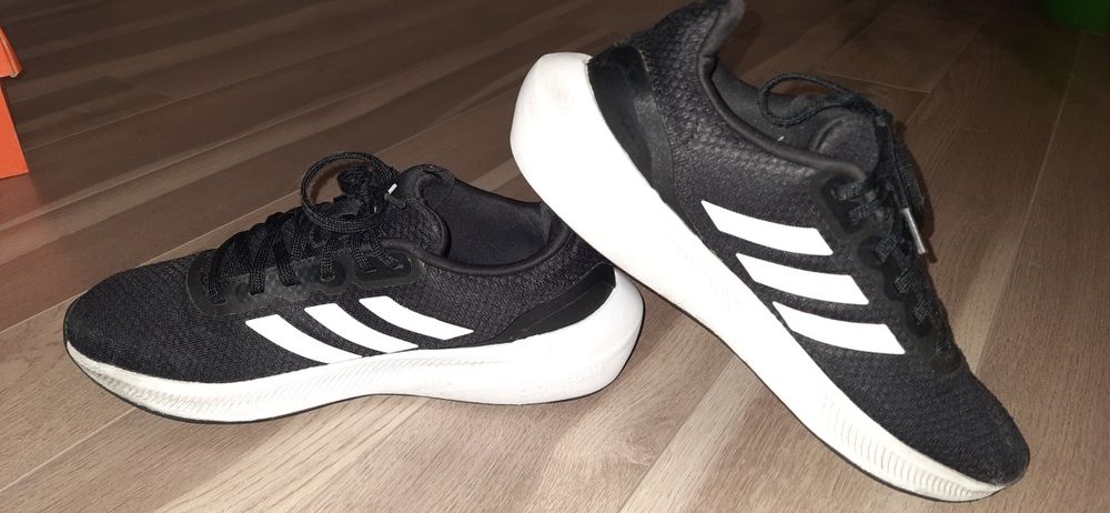 Кроссовки Adidas, оригинал, р. 40 (25,5 см) Состояние 7/10