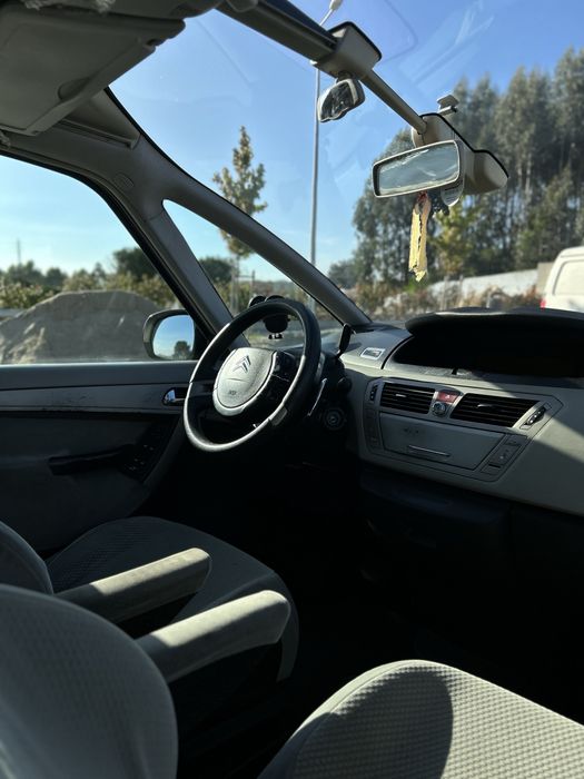 Citroen C4 Picasso — photo 3