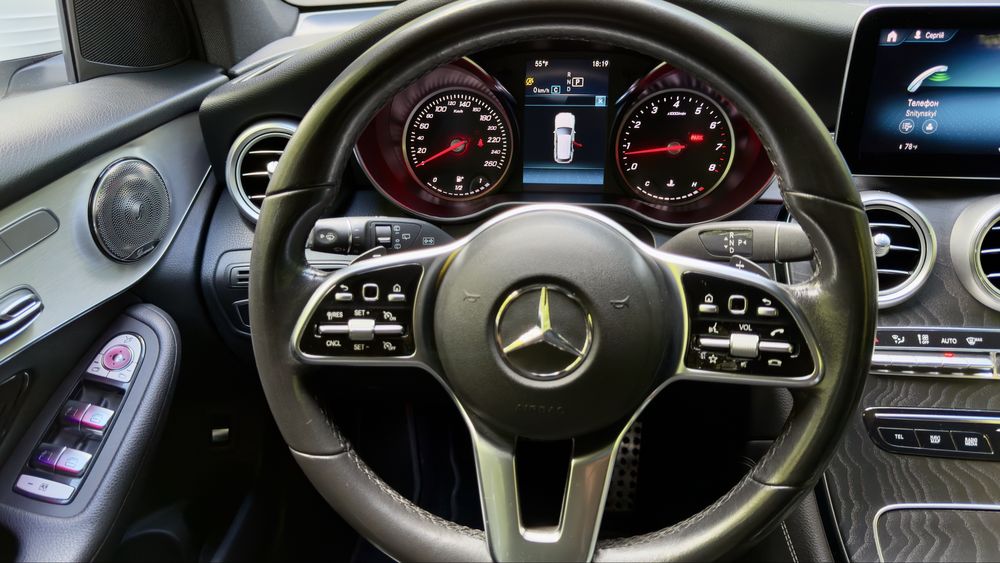 Mercedes-Benz GLC/ 2019 /4 matic
