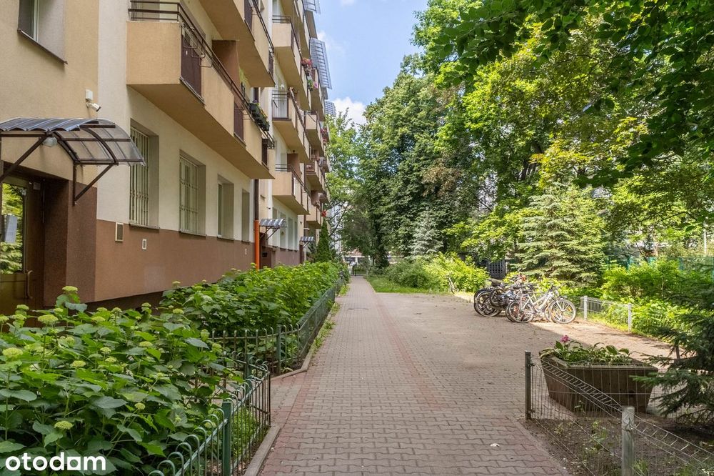 Słoneczne, narożne mieszkanie z balkonem - Muranów | bezpośrednio