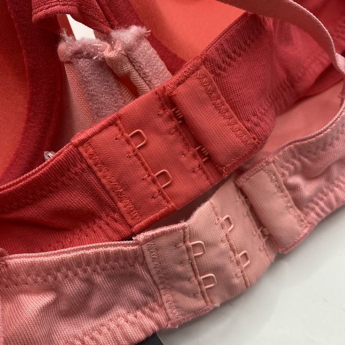 Набір жіночих бюстгальтерів- р. 75B