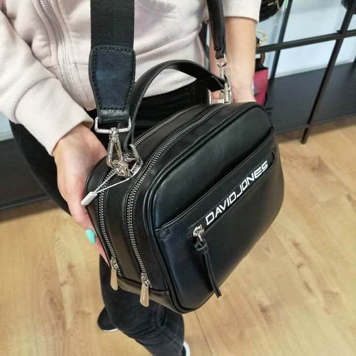 Listonoszka David Jones