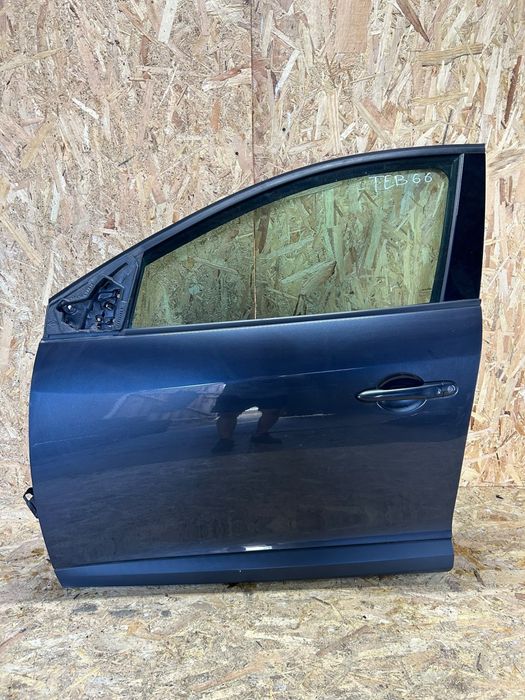 Drzwi lewe przednie Renault Megane 3 TEB66