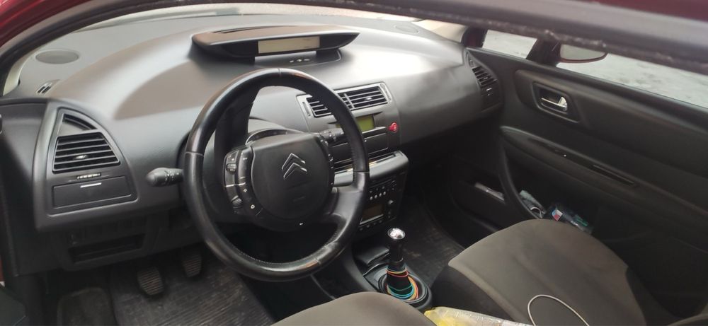 Citroen C4. Другий власник.