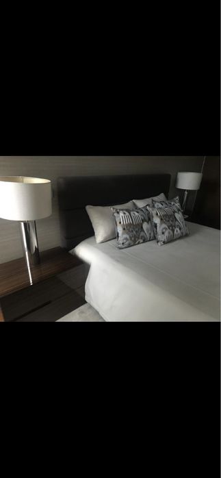 Conjunto Cama + Cabeceira + Colchão + Colcha + Edredon