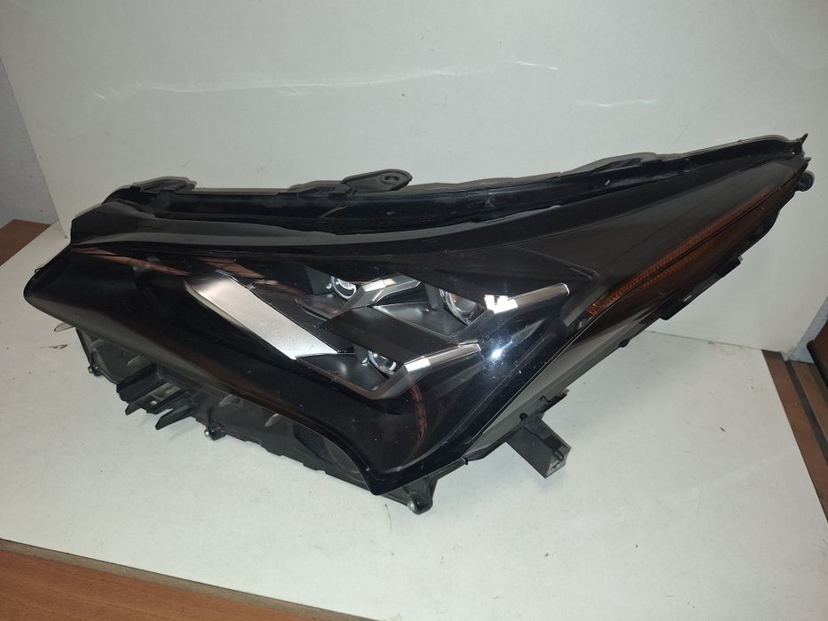 Farol esquerdo Lexus Nx