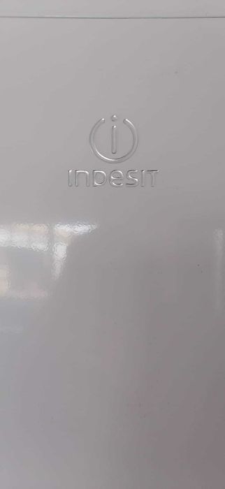 Frigorífico Indesit com garantia