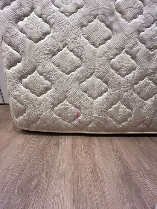 Cama madeira cerejeira cabeceira + estrado carbono + colchão