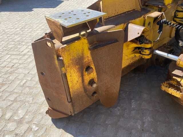 Bulldozer Komatsu D37 PX-22