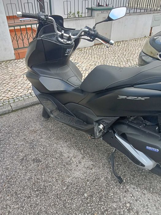PCX usada 2024 cor preta