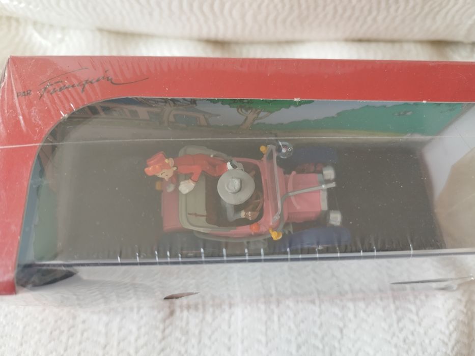 Miniatura do carro Spirou De Dion Bouton de 1912, do álbum "Le Gorille a Bonne Mine