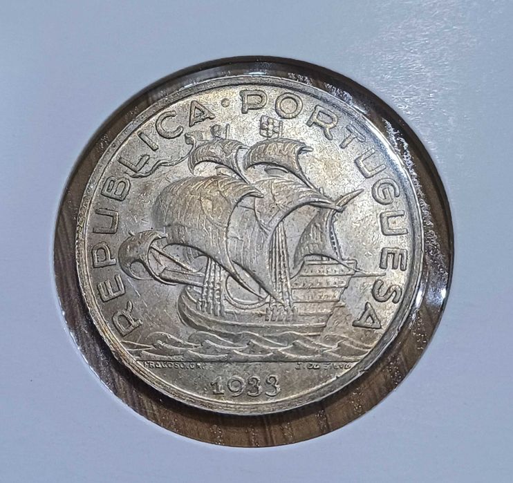Moeda 10$00 1933 Soberba