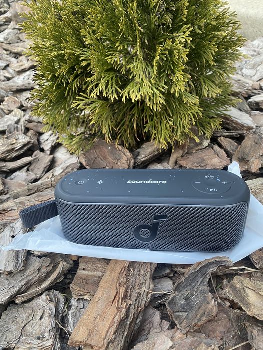Портативна колонка Anker soundcore motion 100