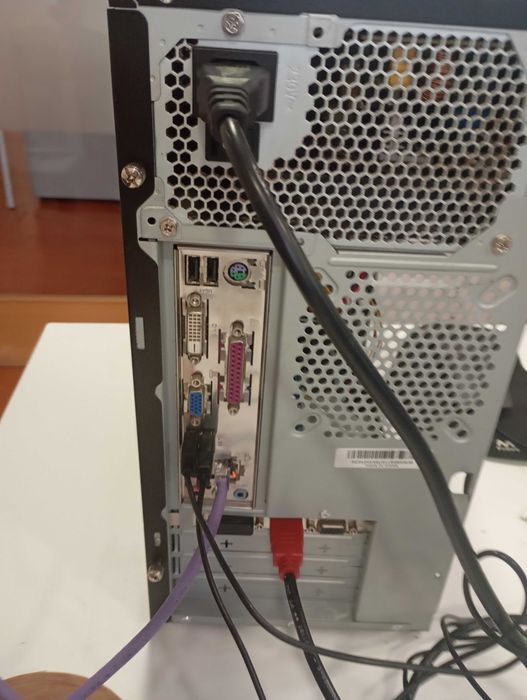 PC Desketop Intel i3 + GT 710