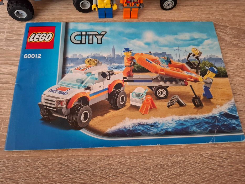 LEGO City 60012 Wóz terenowy i łódź nurków