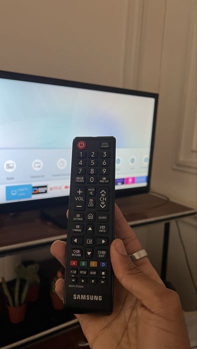 Televisor Samsung 24’ polegadas - Smart