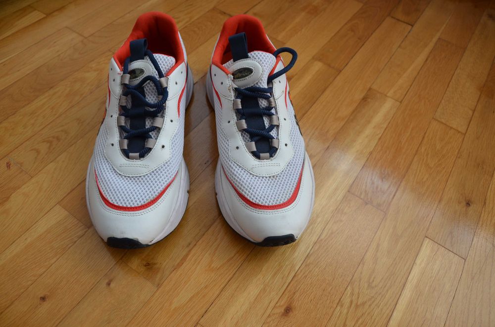 buty sportowe męskie rozm. 46