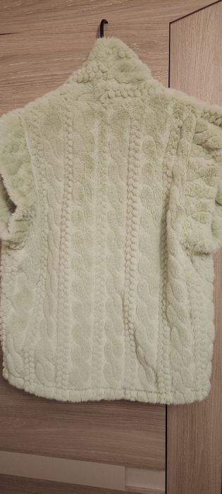 Kamizelka sztuczne milutkie futerko firmy MOOIJ