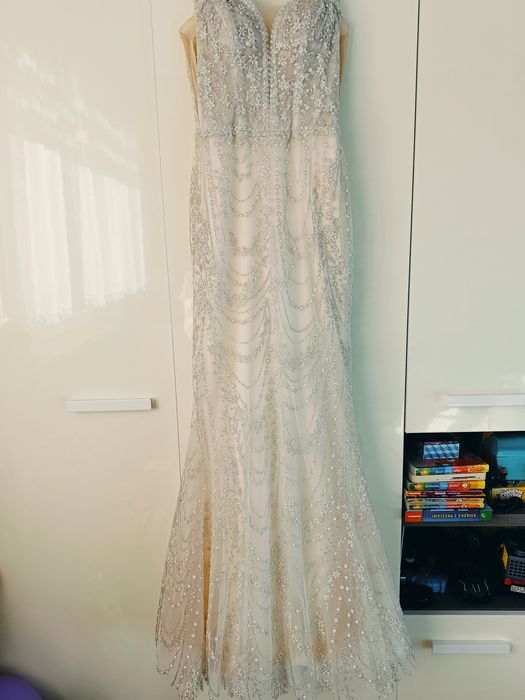 Suknia ślubna rybka ecru