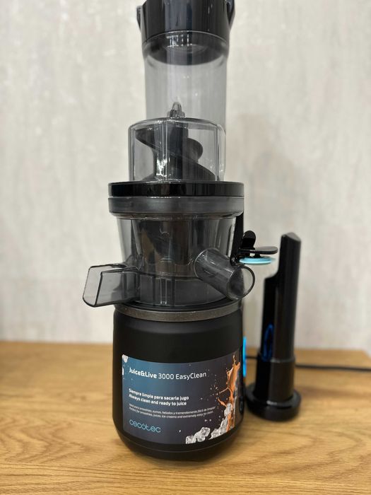 Шнековая соковыжималка Cecotec juice&live 3000 easyclean