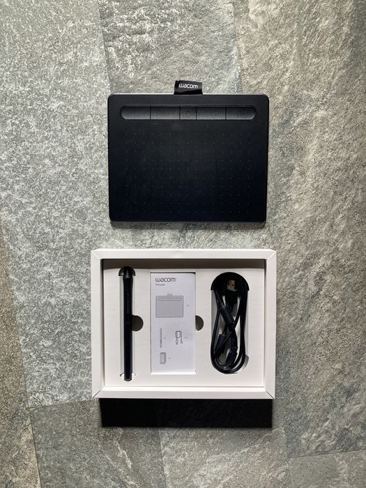 Wacom Intuos in Black64283789912963123