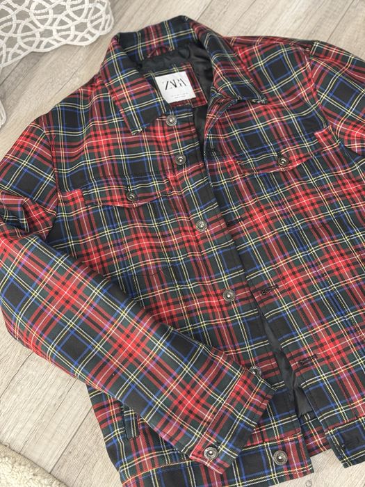 Бомбер Zara в клітинку S