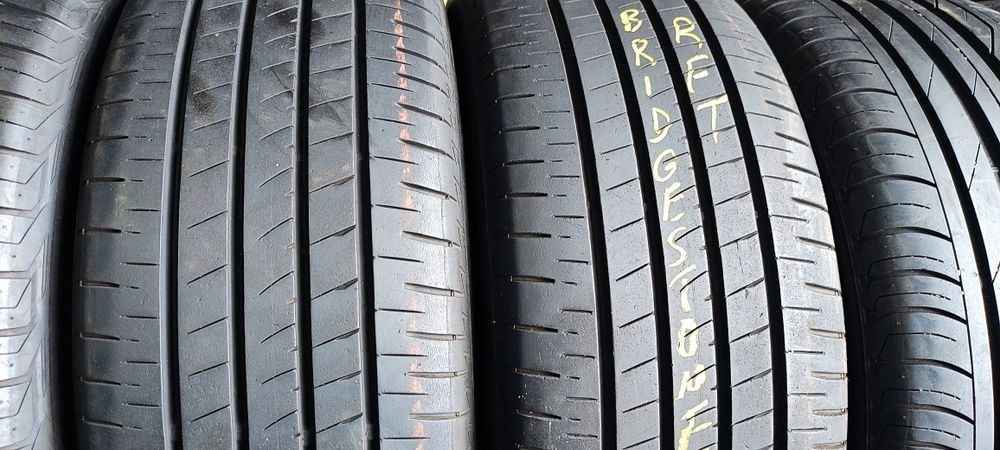 Pneus 225/50/18 semi novos