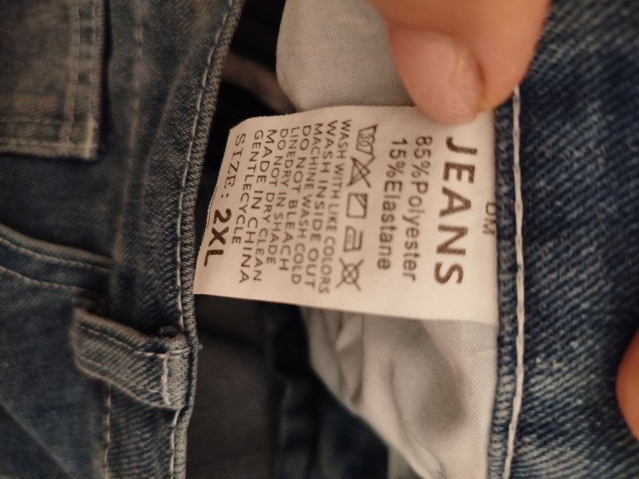 Жіночі джинсові шорти