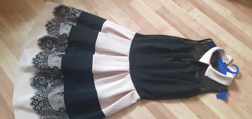 Elegancka sukienka rozm M  MISS ONE