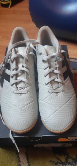 Buty na hale Adidas Nemeziz Tango 18.4 IN Rozmiar EU 42