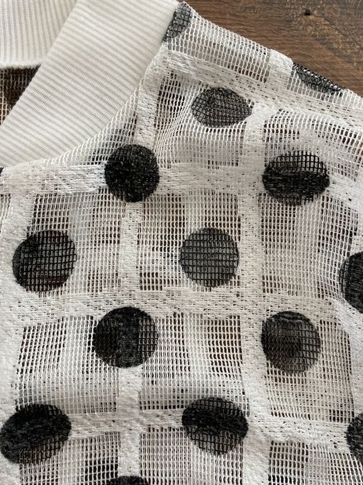 Przeźroczysta biała w grochy narzuta rozm. S