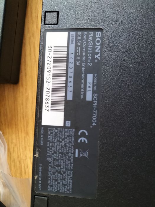 PlayStation 2 com comando