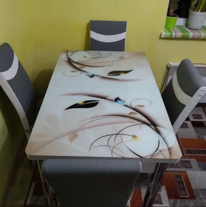 Скляний обідній розкладний кухонний стіл та стільці Кухонный стол